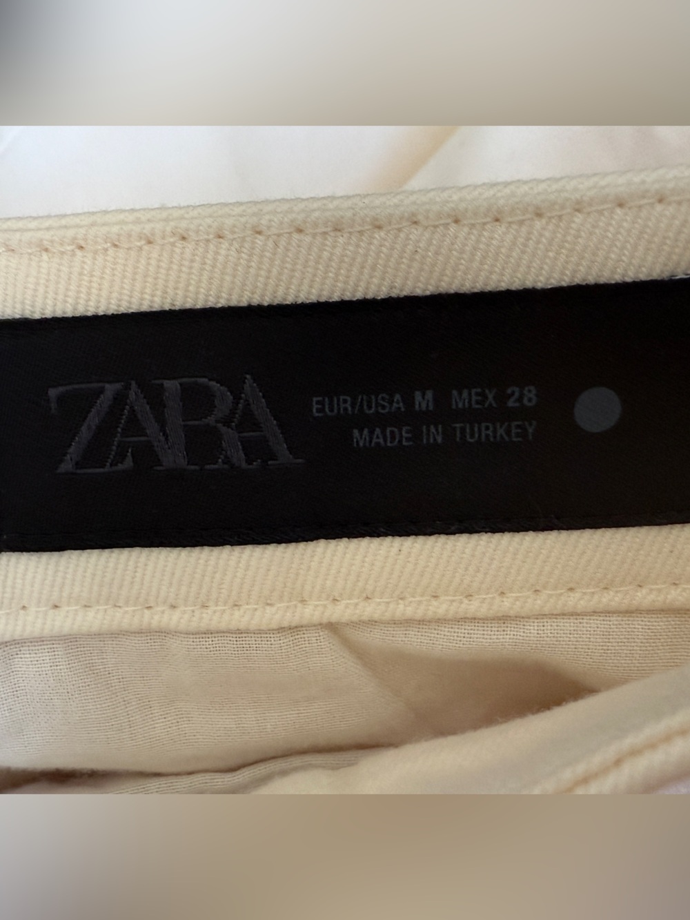 NWT/ Sz Med /Wide-Leg Cream Trousers - Classic High-Rise Women’s Pants - Picture 4 of 8